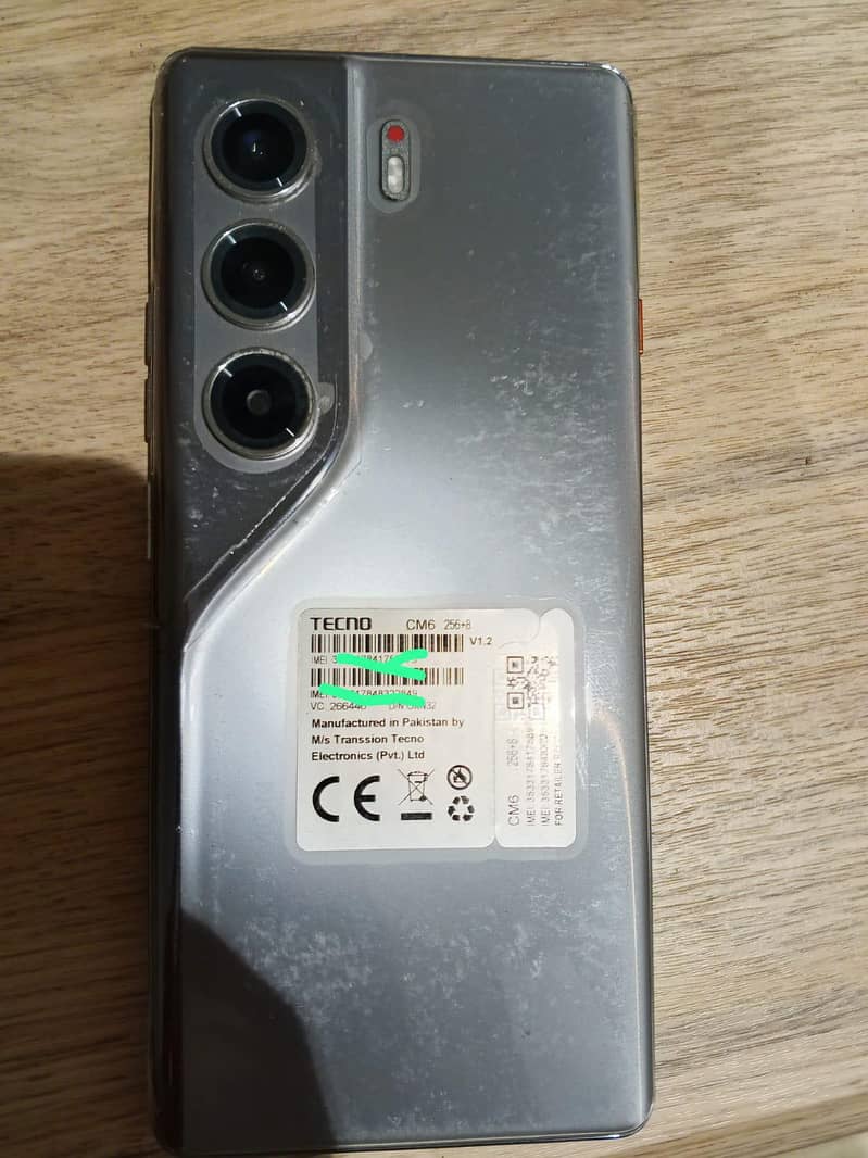 Tecno CAMON 40 Pro 0