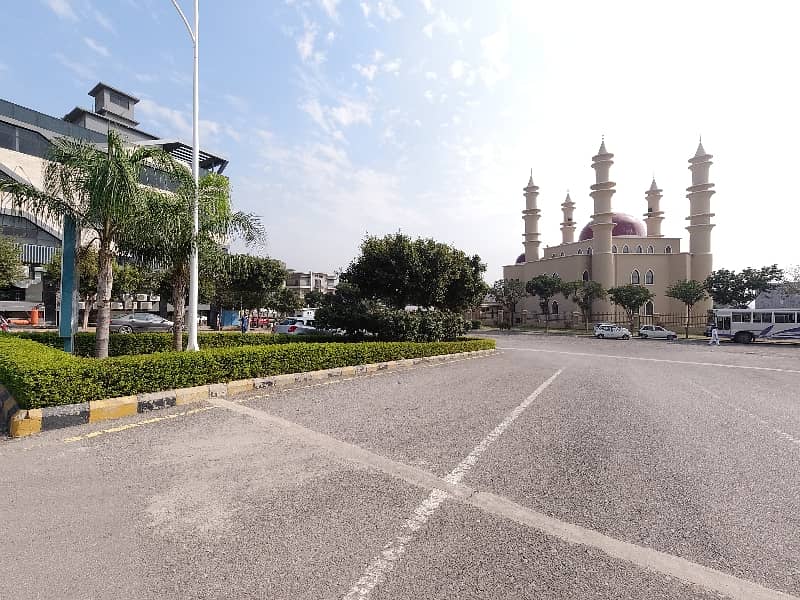 CORNER PLOT Exclusive Location Solid Land Ready For Construction Ll CDA Approved Layout 6