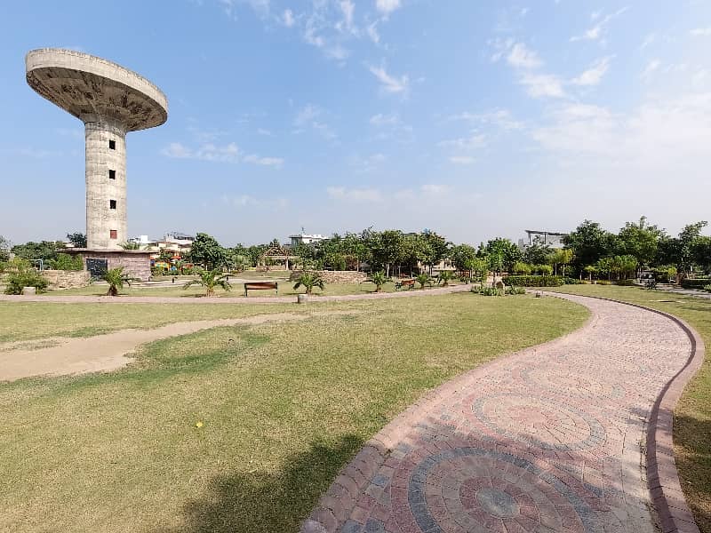 CORNER PLOT Exclusive Location Solid Land Ready For Construction Ll CDA Approved Layout 7