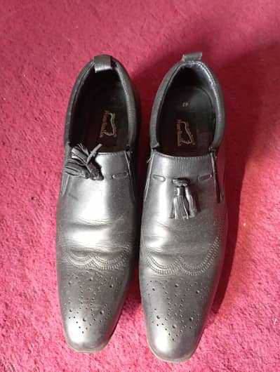 offer shoes just like new