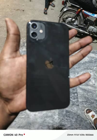 Apple iPhone 11