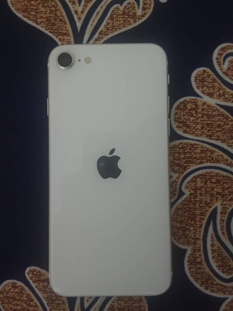 Apple iPhone SE 3