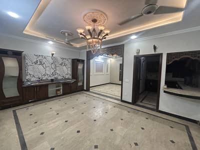 5 MARLA FULL HOUSE CORNER FOR SALE NEAR IMPORIUM MALL EXPO CENTER