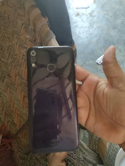 Infinix Hot 8 Lite