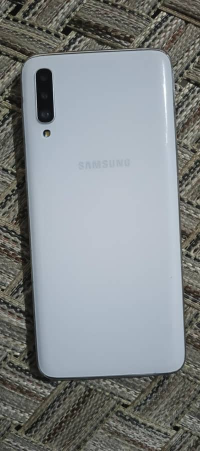 Samsung Galaxy A70