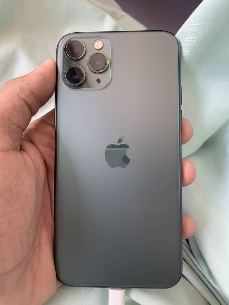 Apple iPhone 11 Pro 1