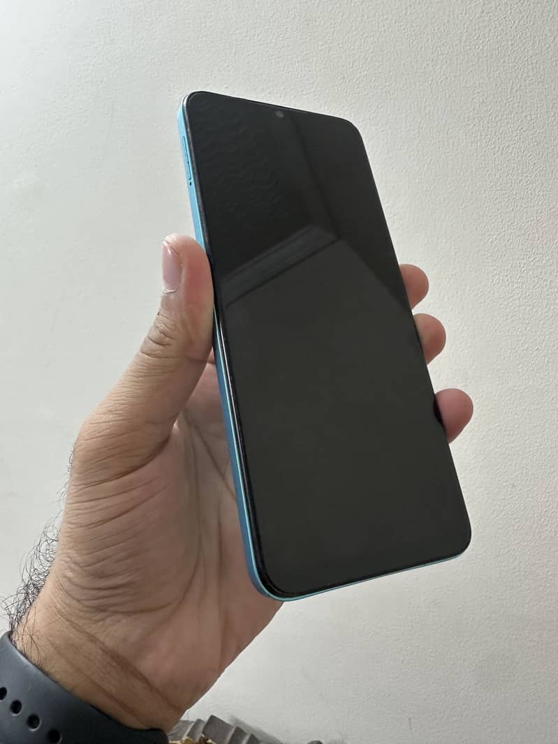 Tecno Spark Go 2