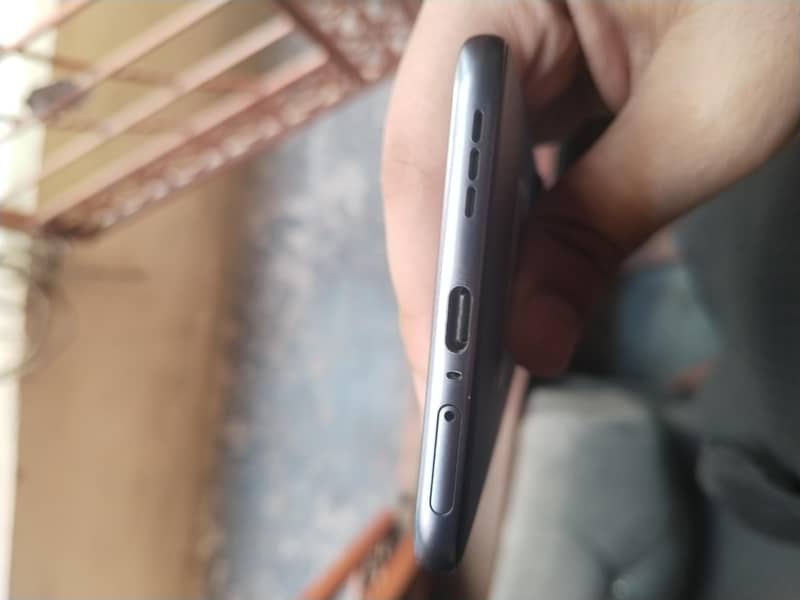Tecno Spark 40 pro Plus 4