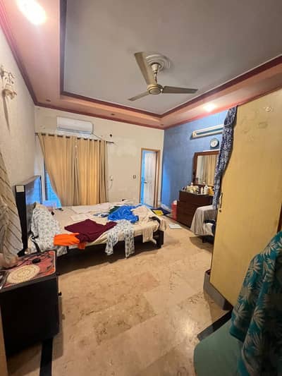 5 MARLA 1st FLOOR ( PORTION ONLY FOR FAMILY ) NEAREST EXPO CENTER IMPORIUM MALL