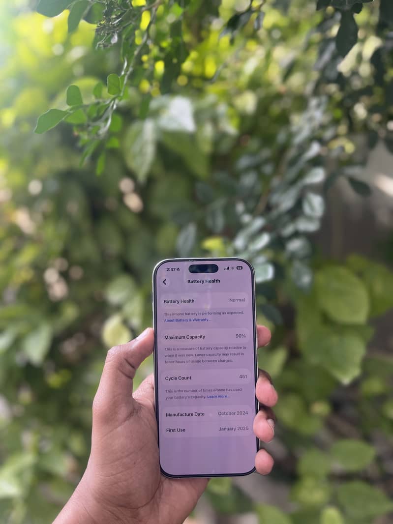 Apple iPhone 16 Pro 3