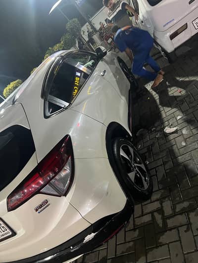 Honda Vezel 2016