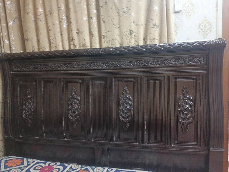 selling bed 1
