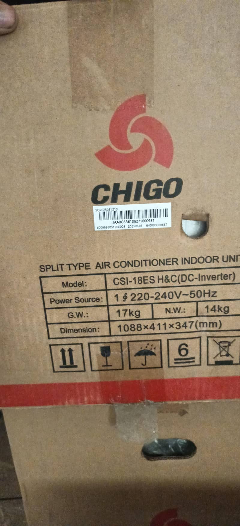 AIR CONDITIONER 2