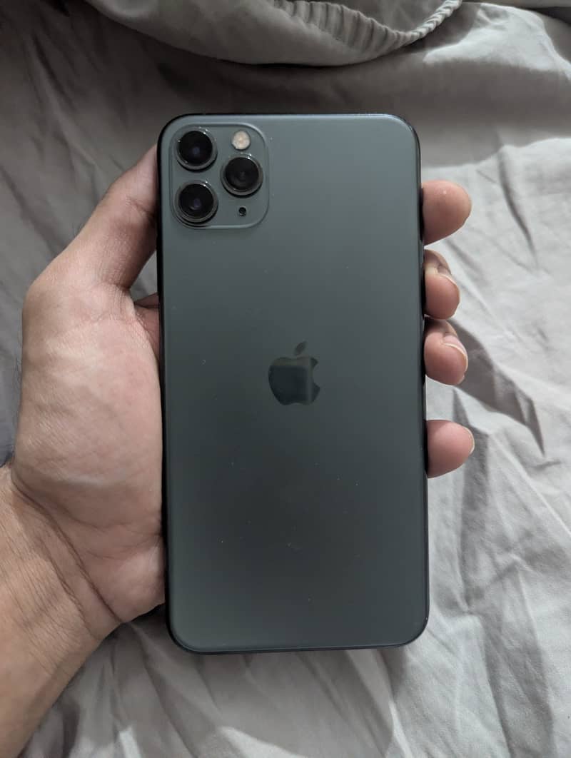 Apple iPhone 11 Pro Max 2