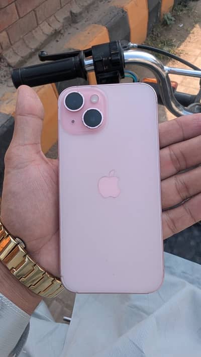 Apple iPhone 15
