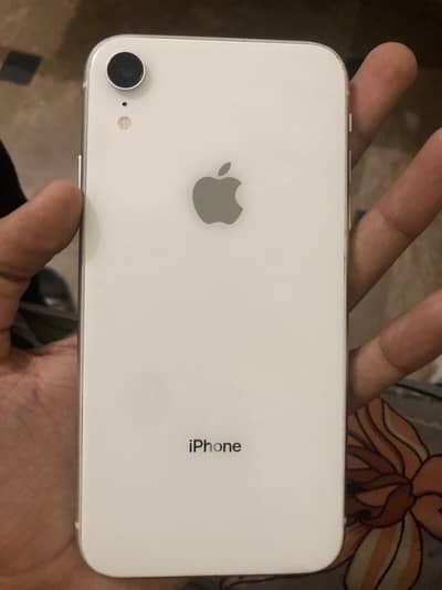 Apple iPhone XR