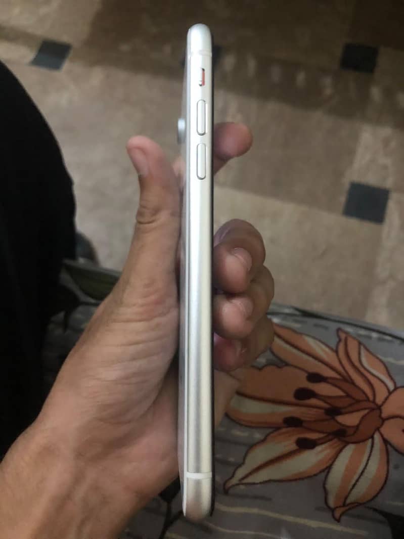Apple iPhone XR 2