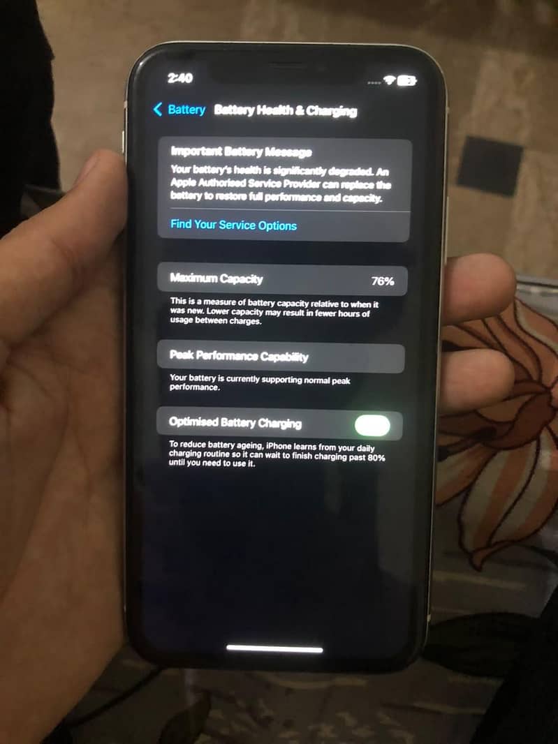 Apple iPhone XR 4