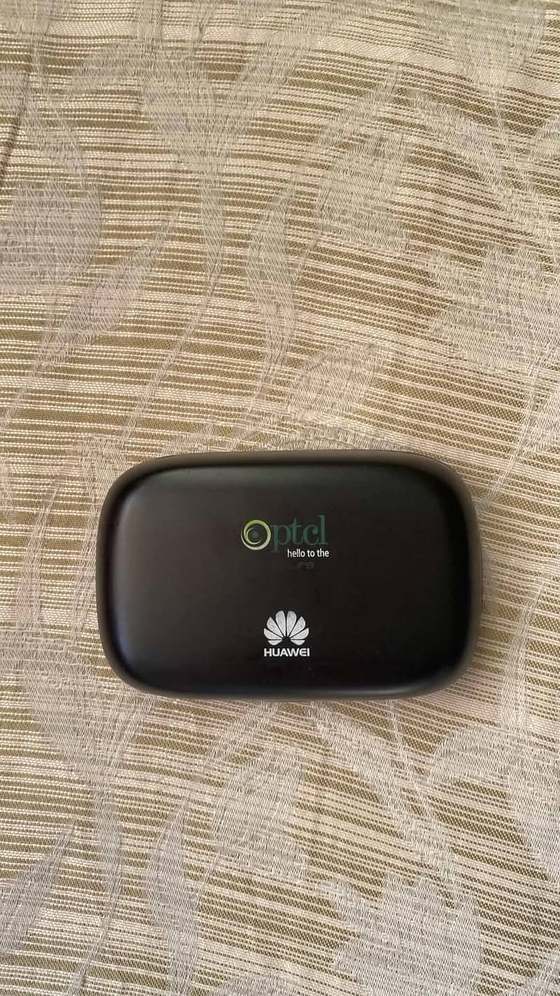 PTCL 4G INTERNET DEVICE 1