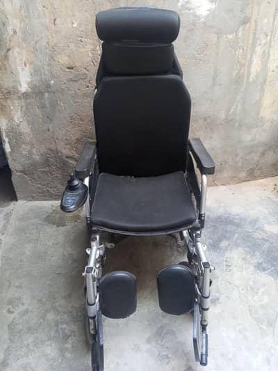 Executive Grand Electric Wheelchair 90RR for Sale – Rs. 130,000