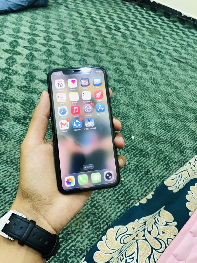 Apple iPhone 11 Pro 0