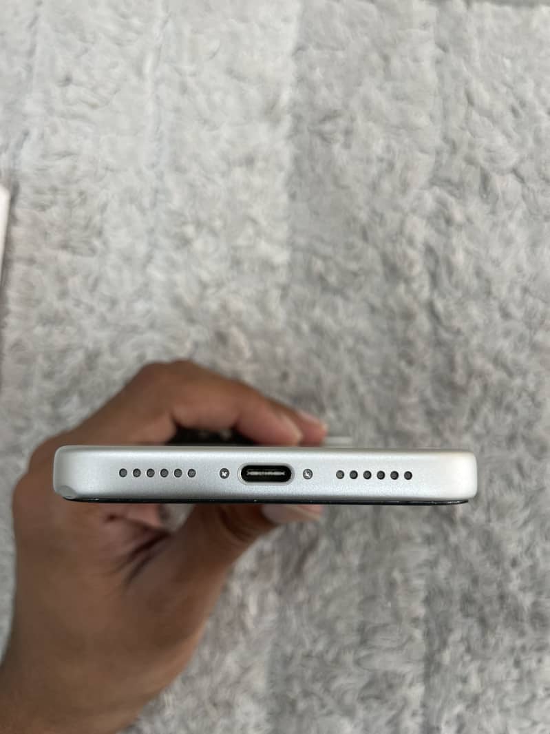 Apple iPhone 17 Pro Max 1