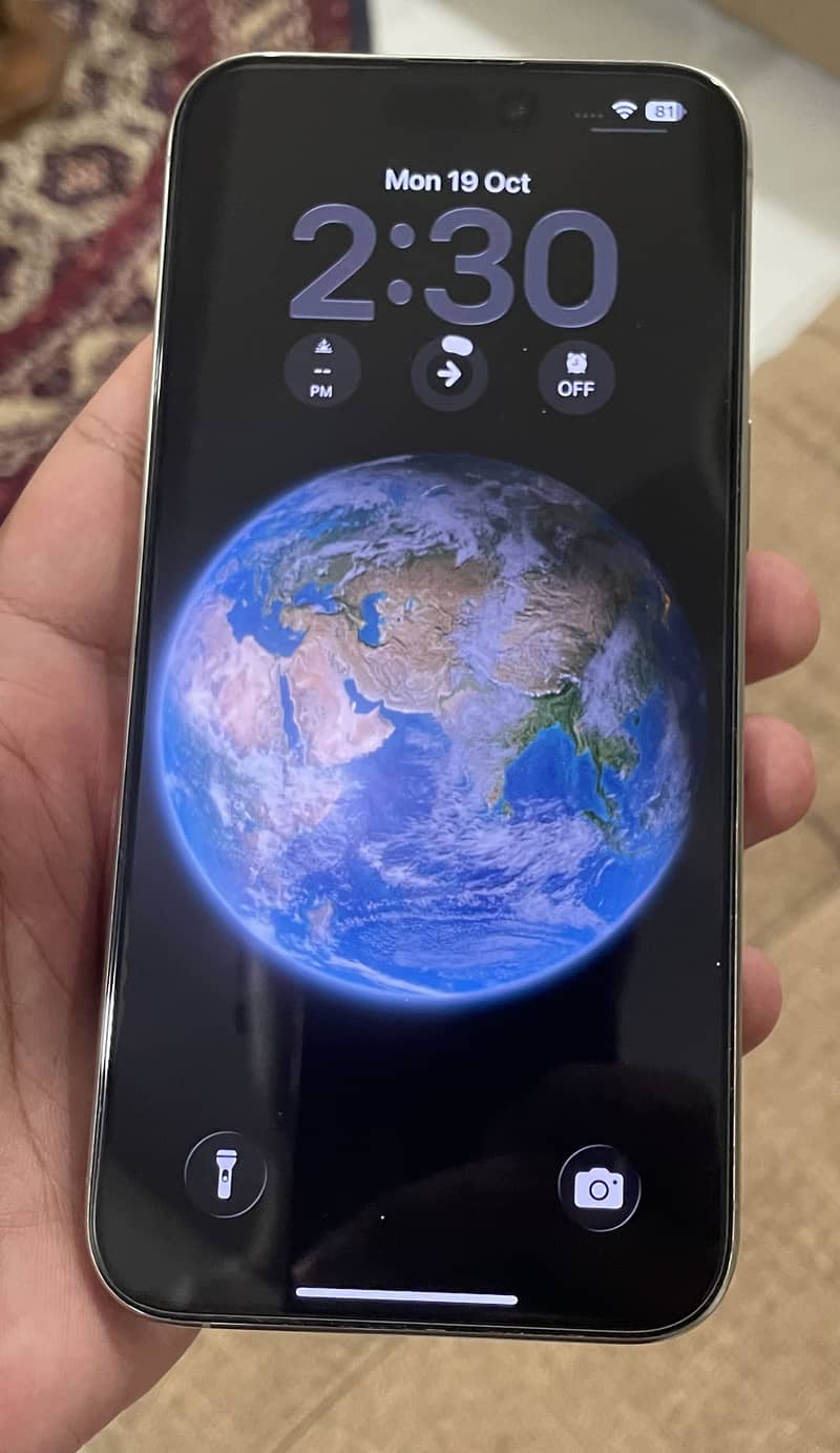Apple iPhone 15 Pro Max 2