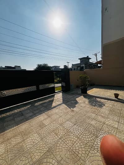 10 Marla independent single story for rent LDA avenue1
