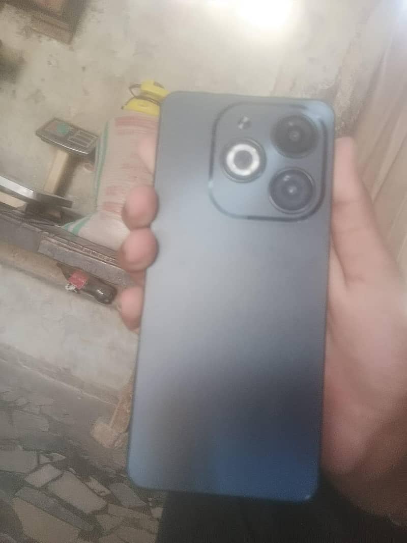 Infinix Smart 8 0