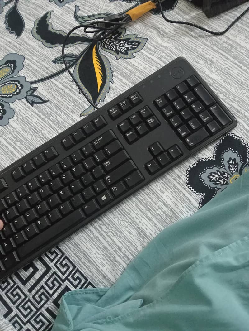 2 keyboards 1