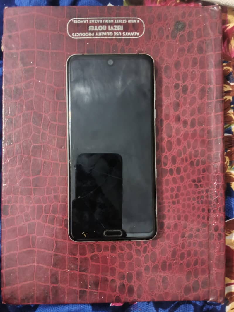 Sharp Aquos R3 1