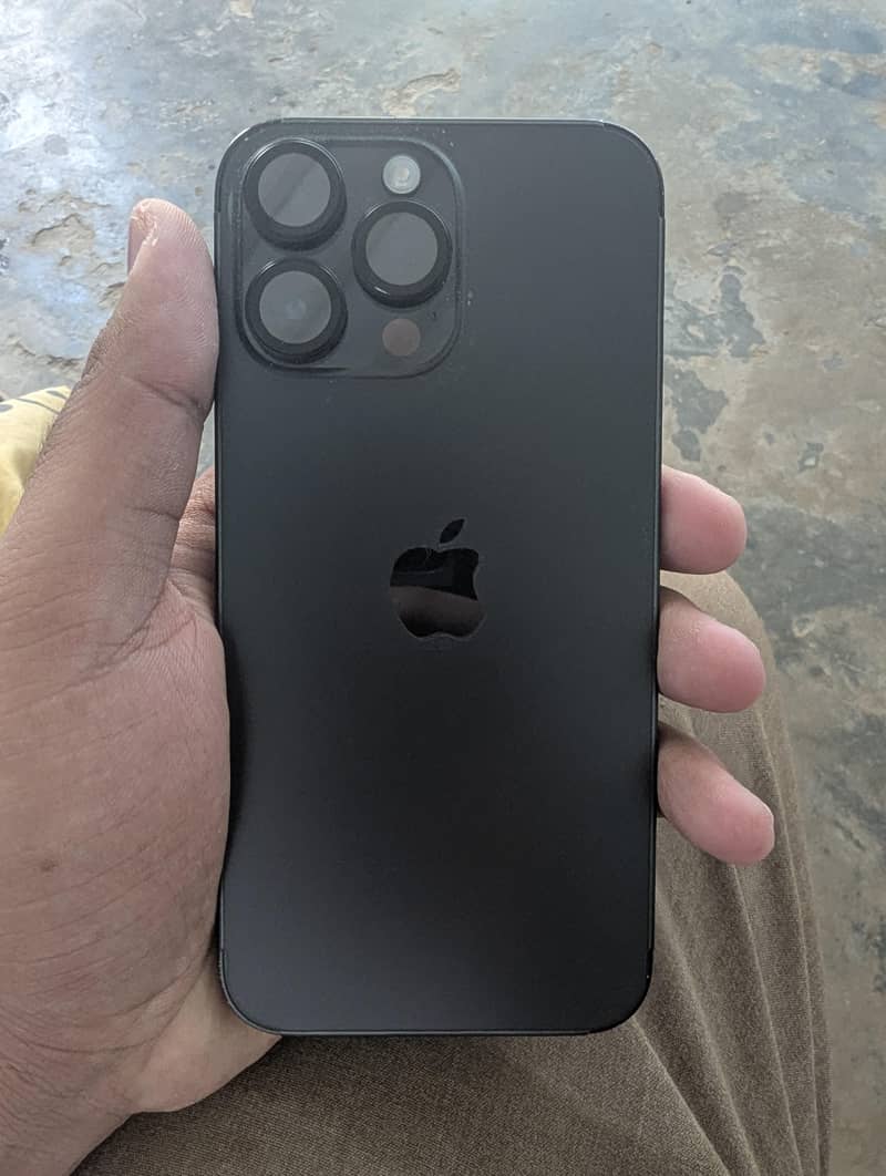 Apple iPhone 14 Pro Max 0