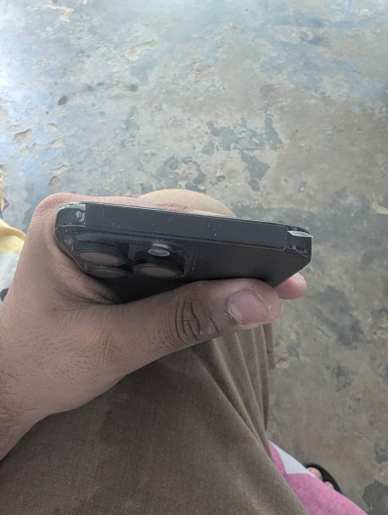 Apple iPhone 14 Pro Max 2