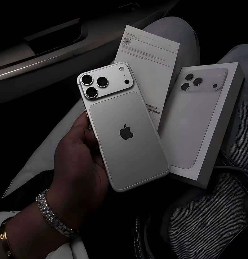 Apple iPhone 17 Pro Max 0