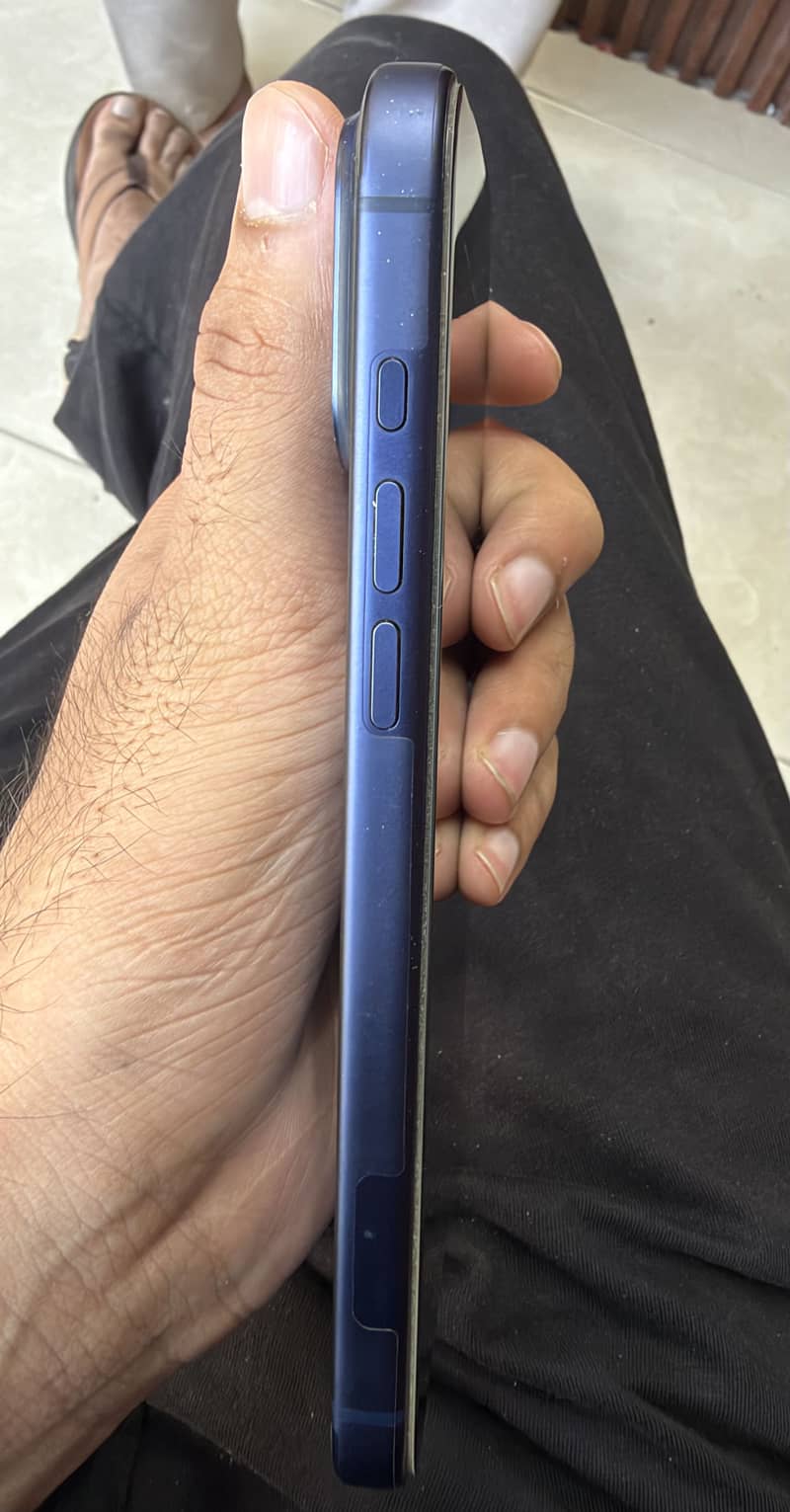 Apple iPhone 17 Pro Max 1
