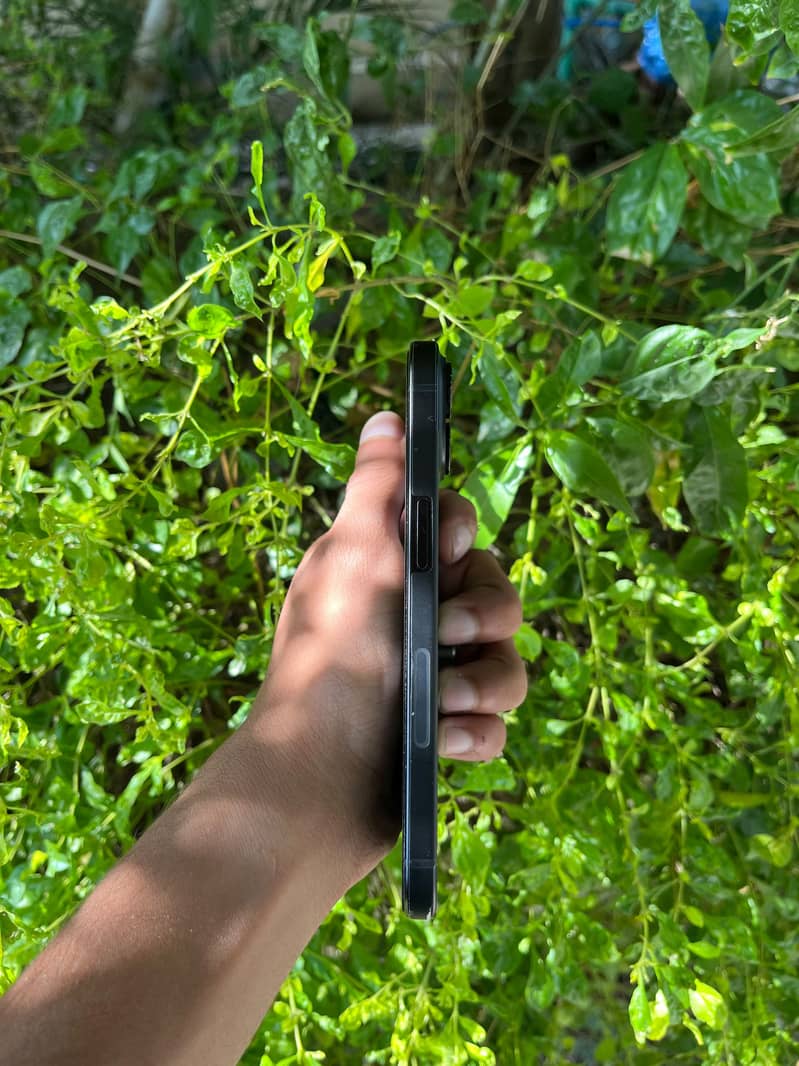 iPhone 15 1