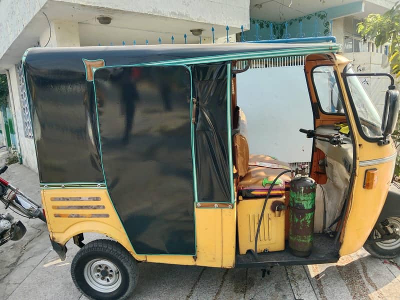 Siwa Auto rickshaw 0