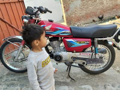Honda 125 model 2024 lash condition no accident not engine open
