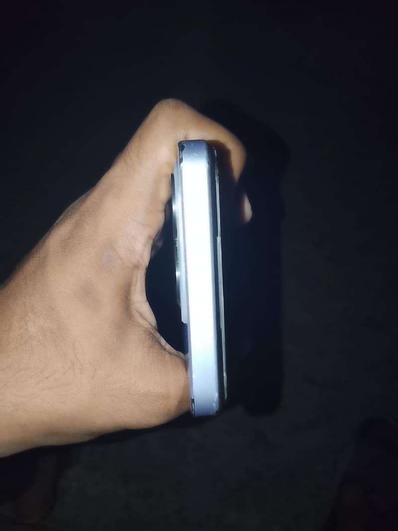 Nubia v60 1