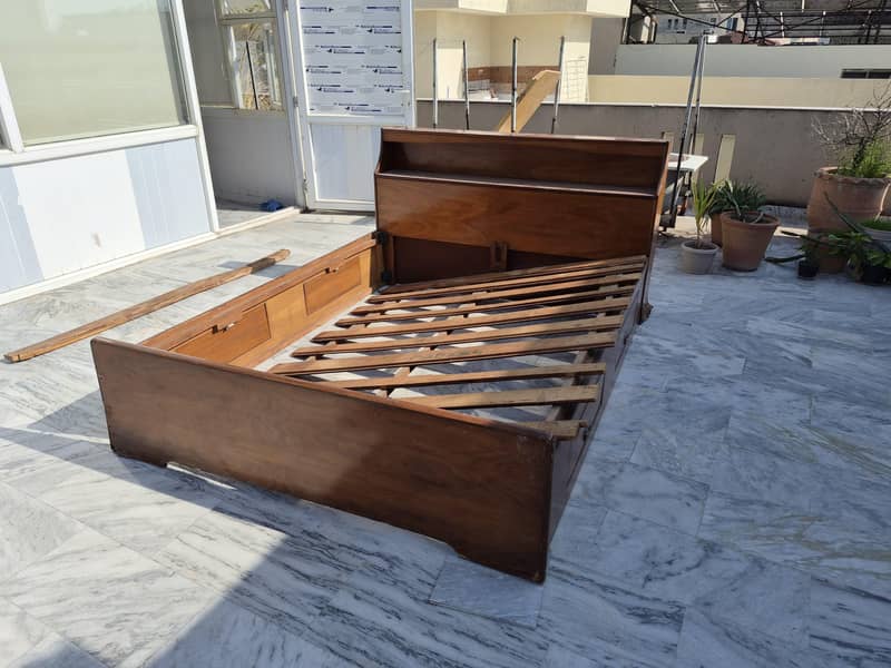 Bed Set with Drawer Table 2