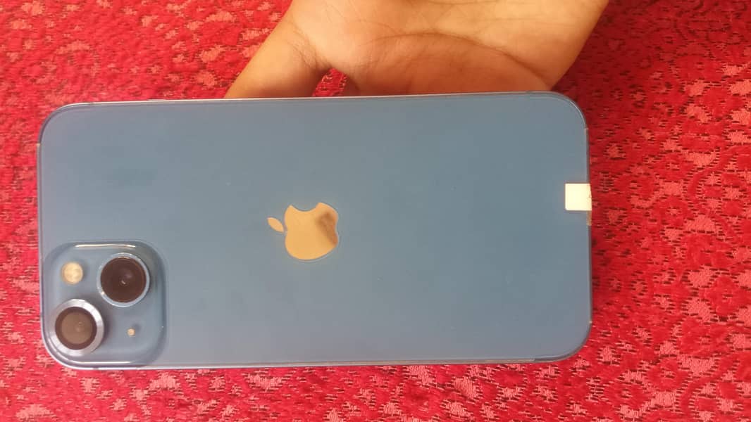 Apple iPhone 13 1