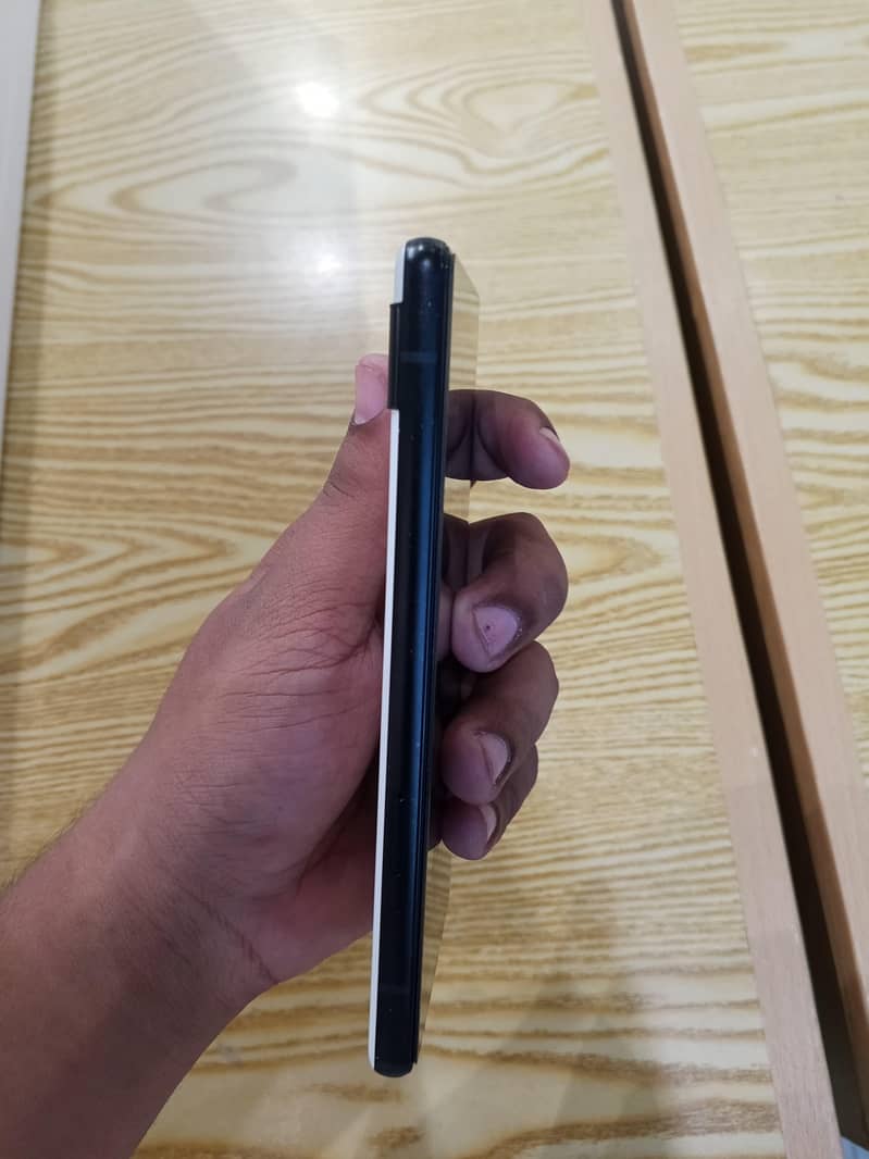 Google Pixel 6a 3