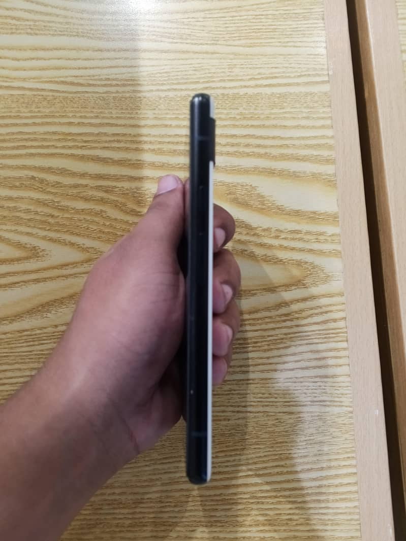 Google Pixel 6a 4