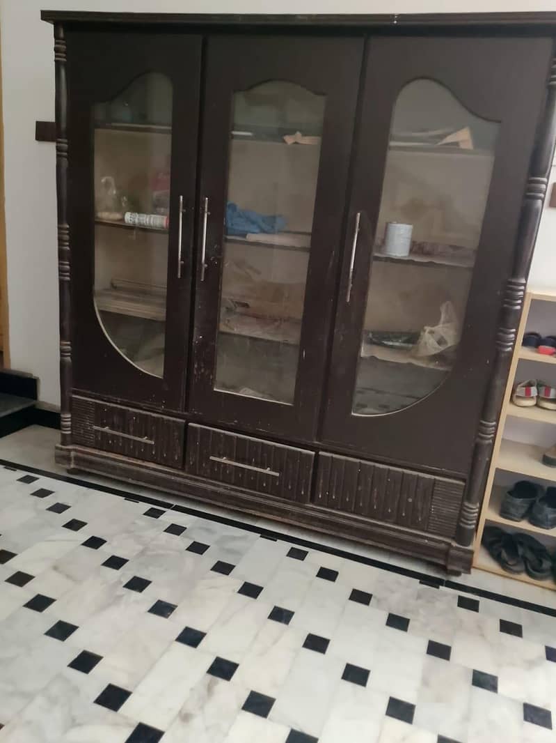 Wardrobe with miror 1