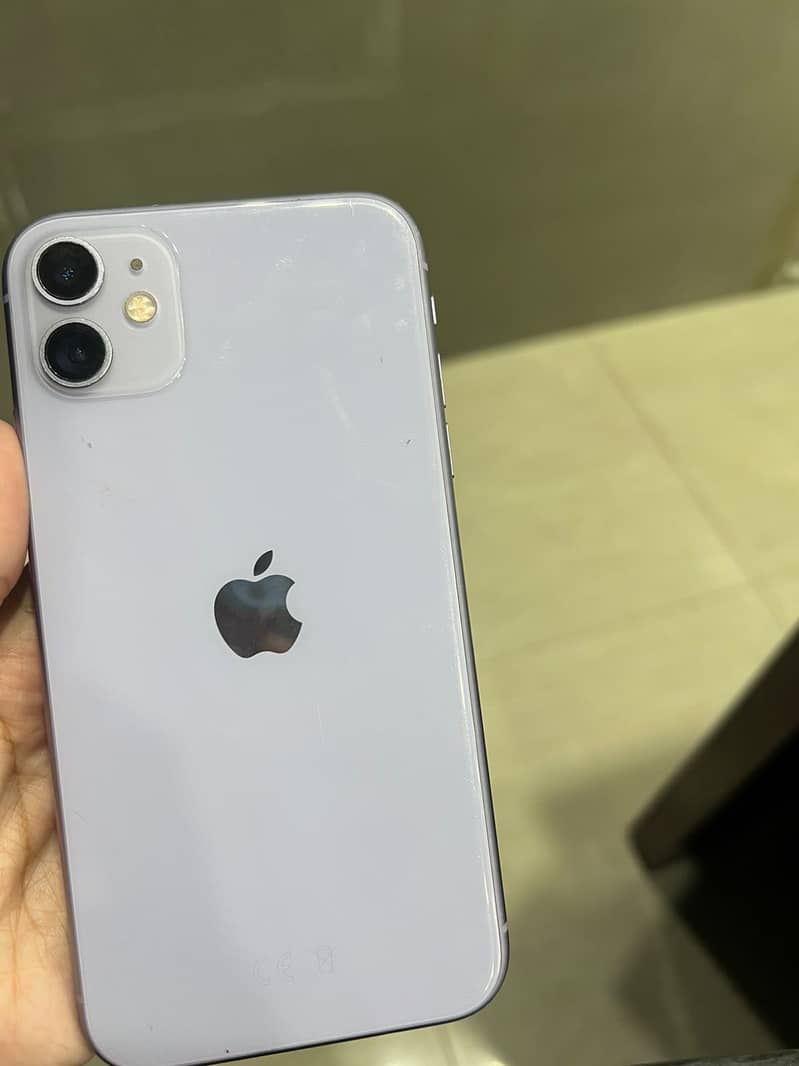 Apple iPhone 11 0