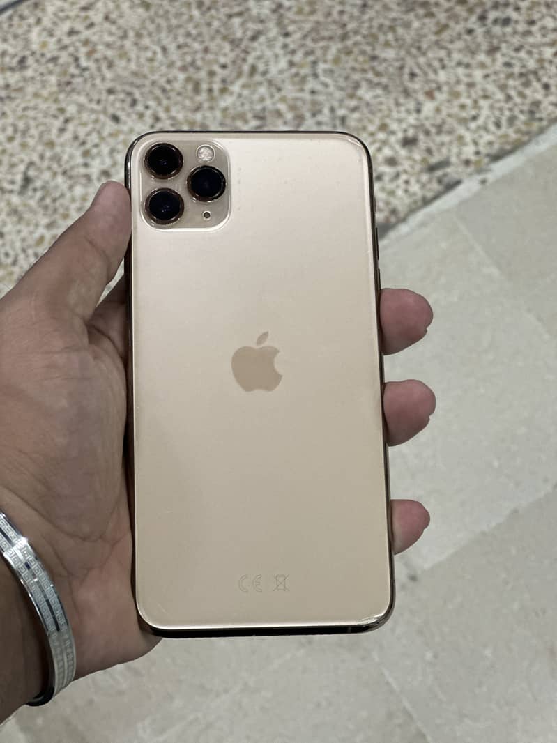 Apple iPhone 11 Pro Max 8