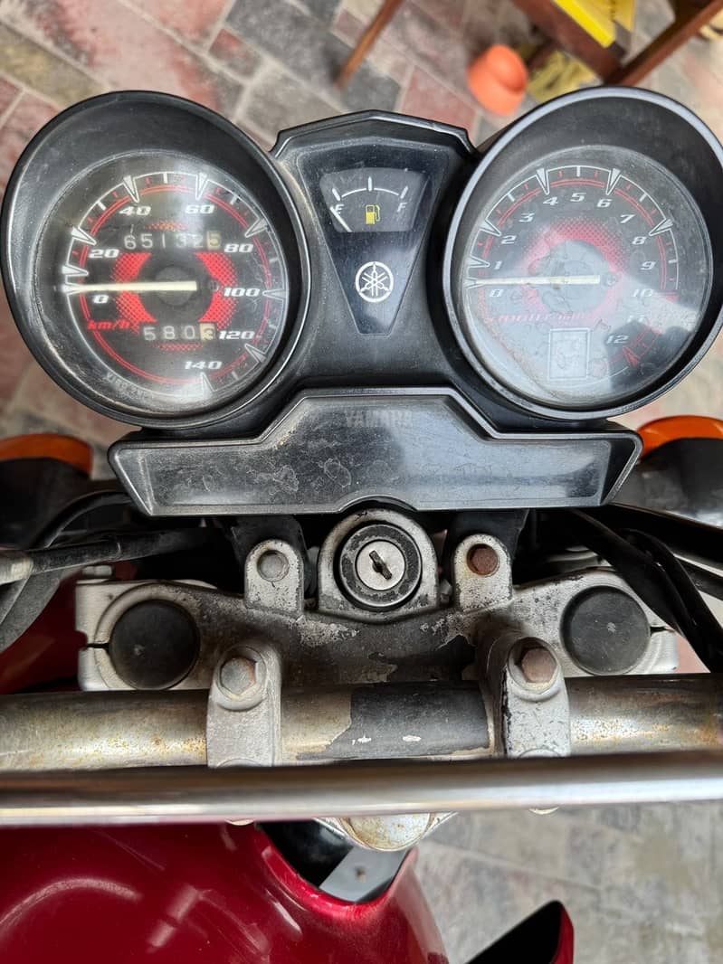 Yamaha YBR 1