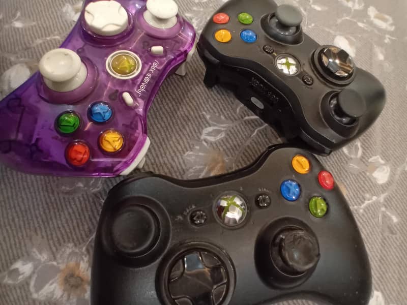 Xbox controllers 0