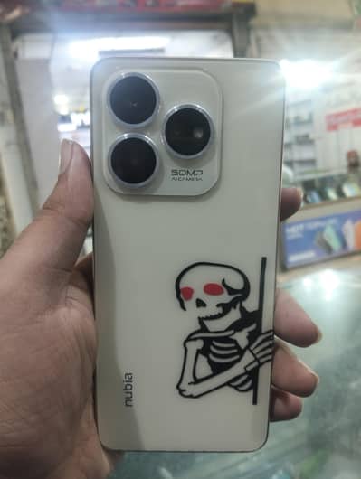 Nubia v60design 6+256