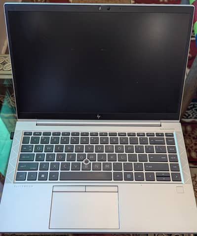 HP EliteBook 840 G8 NoteBook PC